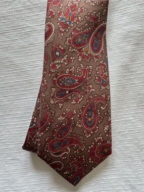 Frame Denim Brown Paisley Silk Tie with Red and Blue Motifs